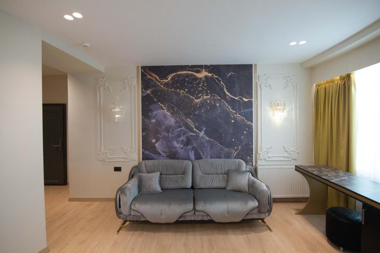 Sky View Hotel Görice Dış mekan fotoğraf