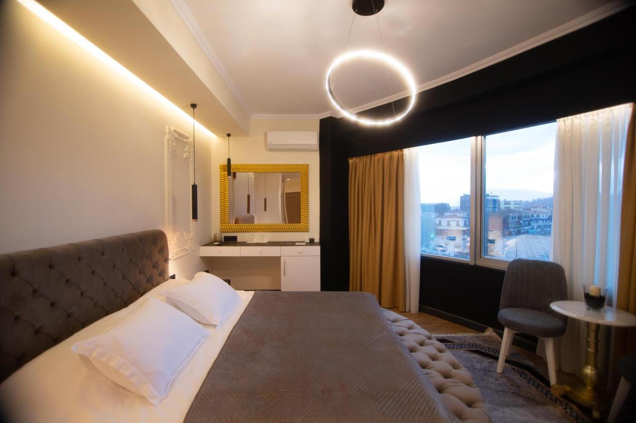 Sky View Hotel Görice Dış mekan fotoğraf