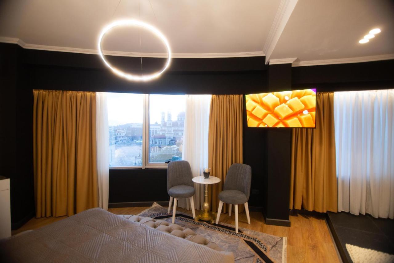 Sky View Hotel Görice Dış mekan fotoğraf